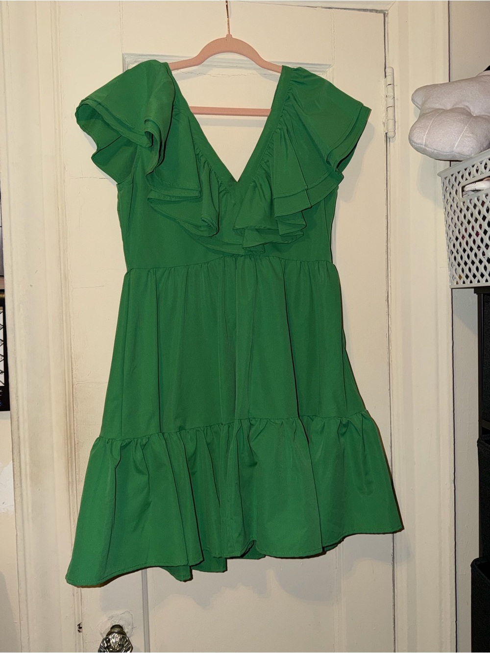 Women's Green Ruffle V-Neck Dress